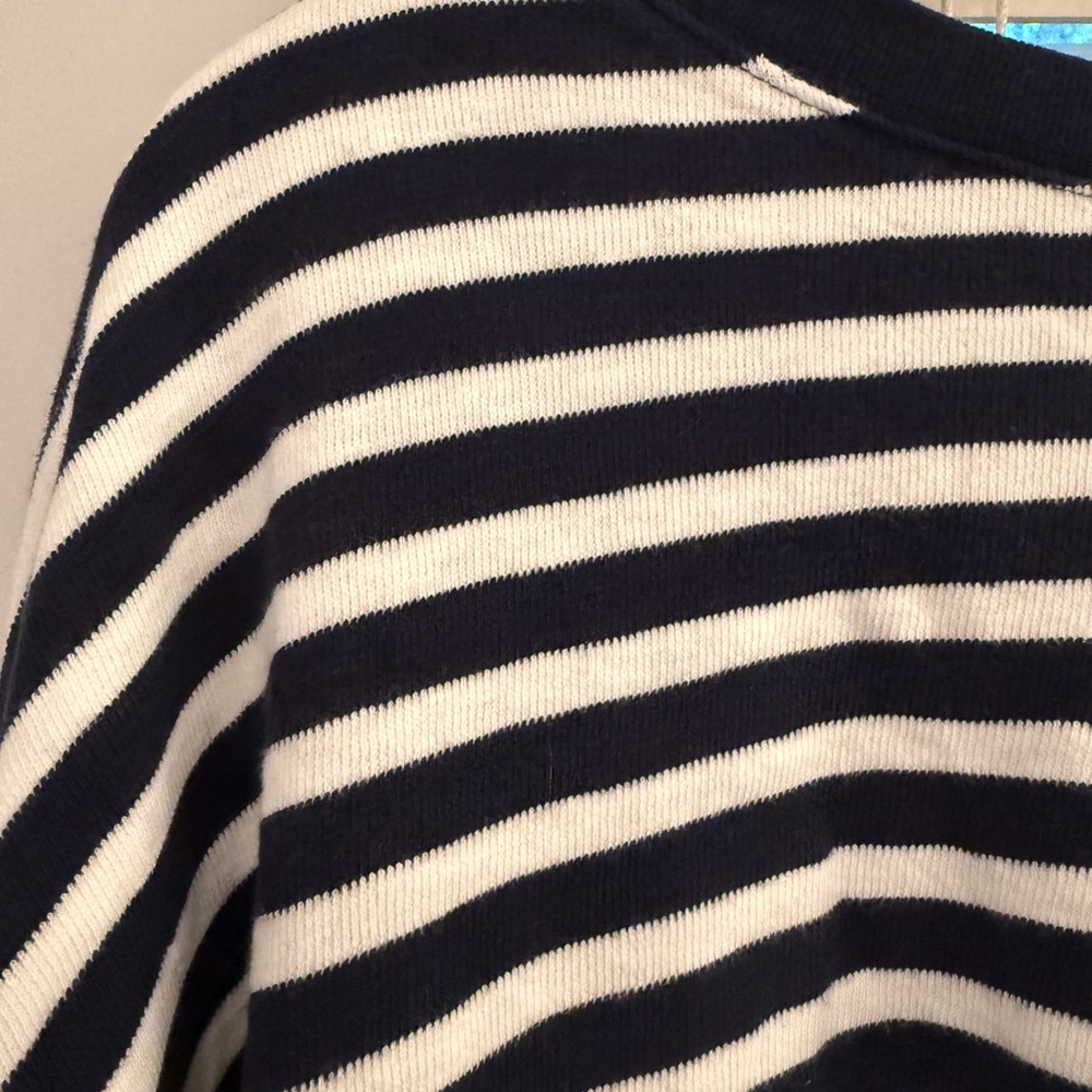 Madewell Navy and White Striped Top - Picture 2 of 5